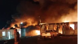Migrantes vandalizan estación de paso en el Darién