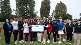 EEUU | Programa en California promueve la práctica del golf entre las latinas