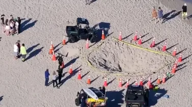 Miami | Evalúan presencia de salvavidas en playa donde falleció niña mientras jugaba con arena