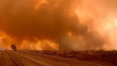 Evacuan varias ciudades de Texas por un incendio forestal fuera de control Evacuan varias ciudades de Texas por un incendio forestal fuera de control