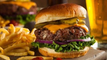 LO ÚLTIMO | Cadena de comida regalará 100 hamburguesas en Caracas este #29Feb