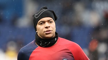 ¿Lo tratan de convencer? Mbappé se reunirá con el dueño del PSG