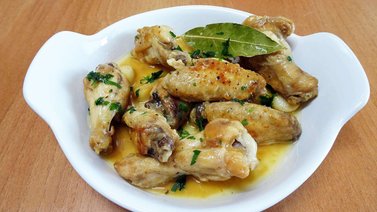 Aprende a preparar unas económicas y jugosas alitas de pollo