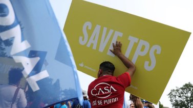 Beneficiarios del TPS deben reinscribirse en esta fecha