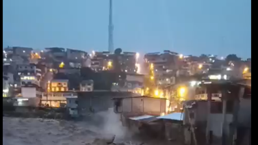 Colapsa vivienda en Ecuador tras fuertes lluvias (+Videos)