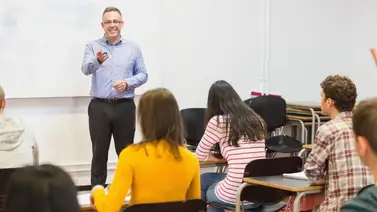 Esta ciudad de Texas busca profesores que hablen español Esta ciudad de Texas busca profesores que hablen español