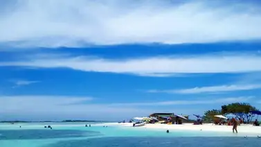 Realizan labores de ampliación en pista de aterrizaje de Los Roques Realizan labores de ampliación en pista de aterrizaje de Los Roques