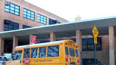 Brazos Abiertos: El proyecto que ayuda a niños inmigrantes en Nueva York