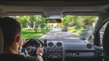 Inmigrantes podrán sacar su licencia de conducir en Illinois
