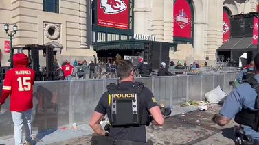 LO ÚLTIMO: Sube a 21 los heridos durante tiroteo de Kansas City