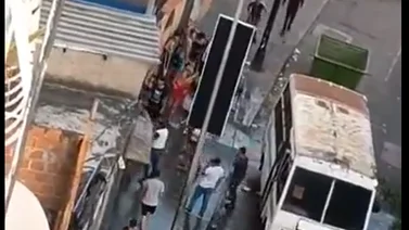 Denuncian agresión contra un autobús durante celebración de Carnaval en Caracas (+VIDEO)