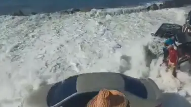 LO ÚLTIMO: Restringen uso de playas en Puerto Cabello por Mar de Fondo (+Videos) LO ÚLTIMO: Restringen uso de playas en Puerto Cabello por Mar de Fondo (+Videos)