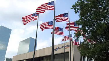 Mujer disparó contra feligreses en iglesia de Texas Mujer disparó contra feligreses en iglesia de Texas