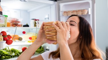 ¿Cómo saber si es hambre emocional o real?