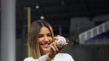 Gaby Espino y su primer lanzamiento en la Serie del Caribe (+Imágenes)