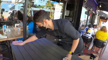 Esto es lo que gana un mesero en EEUU Esto es lo que gana un mesero en EEUU