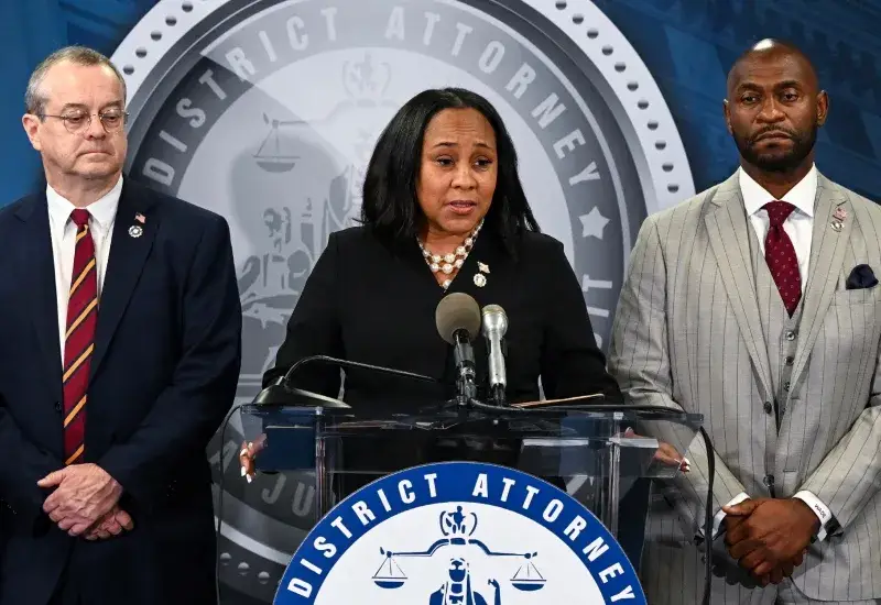 Dos fiscales vinculados al caso Trump mantienen un romance