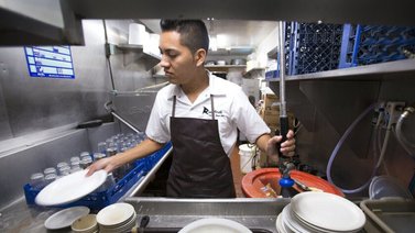 Denver y Colorado empiezan el año con aumento de salario mínimo