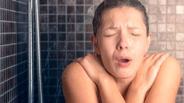 Estos son los beneficios de ducharse con agua fría