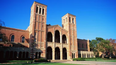 Pendiente: esta universidad de California evalúa emplear alumnos indocumentados