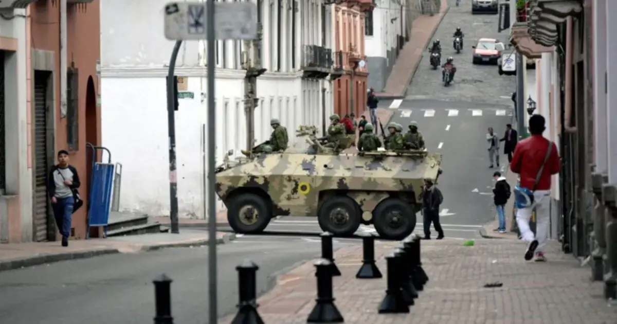 Ecuador modifica horario de toque de queda