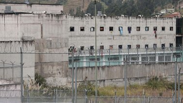 Reportan intervención militar en cárcel de Ecuador este #18Ene