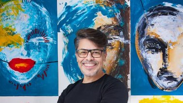 Iván Dumont expuso sus “Pinturas fragmentadas”