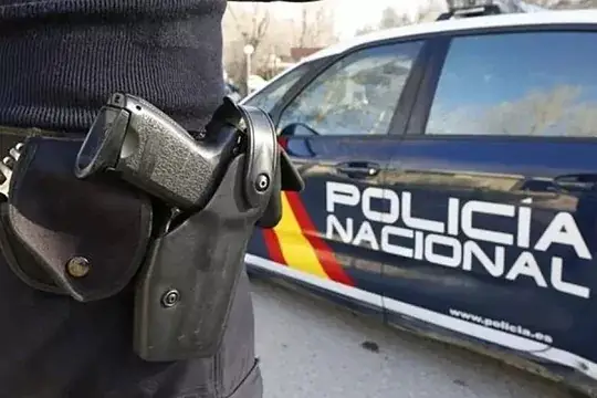 Policía de España arresta a causantes de la muerte de un hombre sin hogar