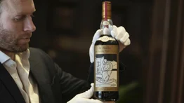 Botella de whisky irlandés logra un récord de venta (+Detalles)
