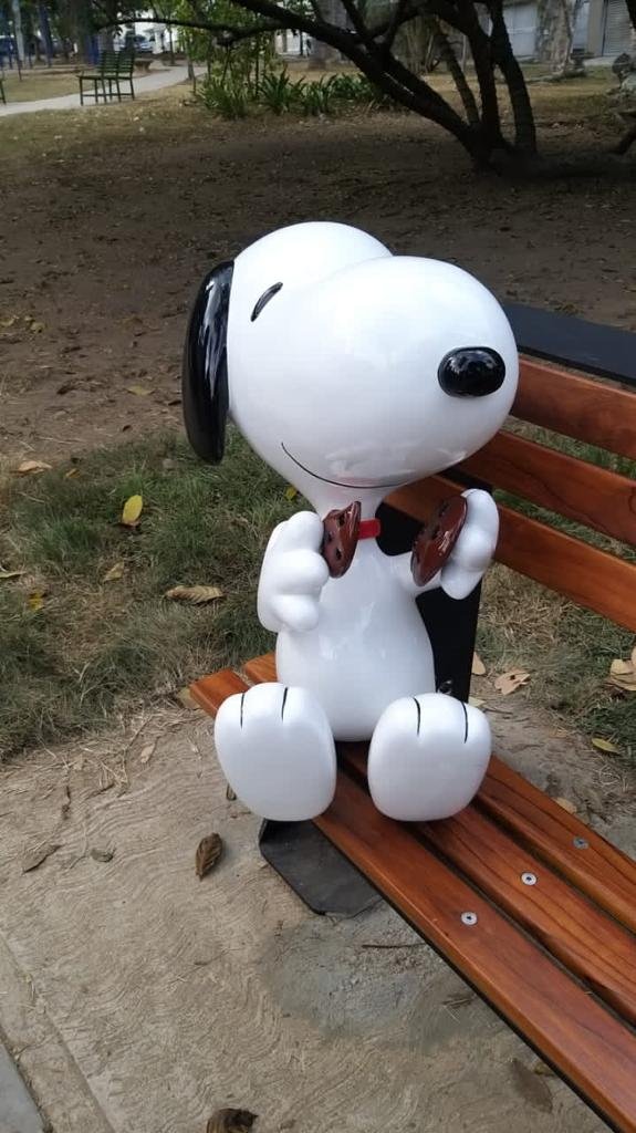 Denuncian que nueva escultura de Snoopy en Baruta fue vandalizada