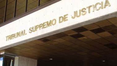 TSJ ordena inscripción de "morosos" en colegio de Caracas