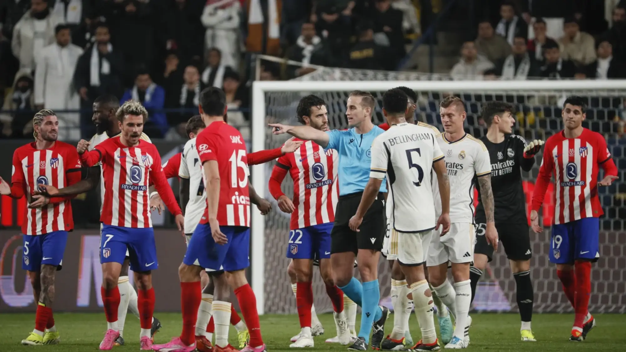 Leyenda del Real Madrid se pronuncia tras el pase a la final de la Supercopa de España