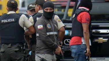 Suspenden clases presenciales en Ecuador tras ola de violencia