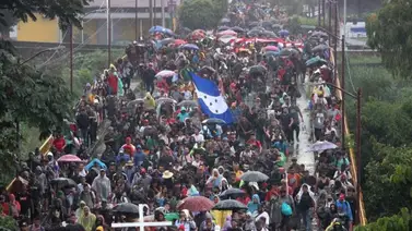 ¿Qué pasó?: Caravana migrante reanuda su marcha hacia EEUU ¿Qué pasó?: Caravana migrante reanuda su marcha hacia EEUU