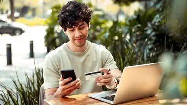 Bancos en Venezuela prestan dinero a través de las tarjetas de crédito Bancos en Venezuela prestan dinero a través de las tarjetas de crédito