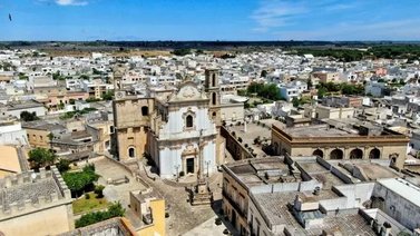 Los países europeos que le pagan a los migrantes por vivir allí