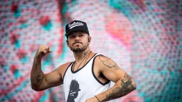 Residente es invitado a un "gran concierto" en este país: Sepa más