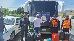 Aplican sanciones a transportista que circulaba en condiciones de inseguridad