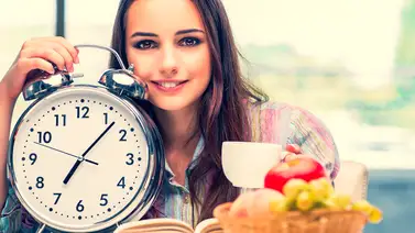 Cenar temprano ayuda a adelgazar Cenar temprano ayuda a adelgazar