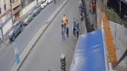 Cámara de seguridad capta arrollamiento de una joven en Caracas (+Video)