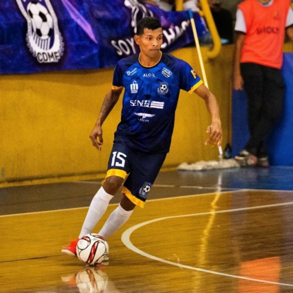 Muere jugador de futsal Wuil Guzmán en aparatoso accidente