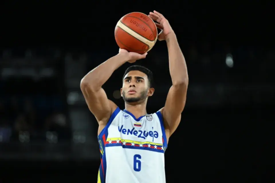 Equipos del beisbol venezolano honran la memoria de Garly Sojo