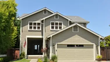 Inmobiliaria es demandada por préstamos abusivos a clientes latinos Inmobiliaria es demandada por préstamos abusivos a clientes latinos