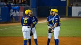 LVBP: Navegantes del Magallanes alarga su mala racha en Caracas ante Leones (+Datos)