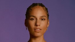 Alicia Keys sorprende con un espectáculo en el metro de Londres (+Video)