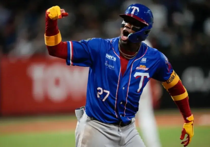 LVBP: Ronald Acuña Jr sale del juego ante Caribes por esta razón