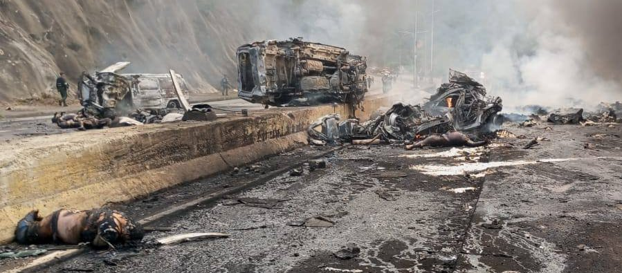LO ÚLTIMO: Confirman que falla en la vía provocó fatal accidente en la Gran Mariscal de Ayacucho LO ÚLTIMO: Confirman que falla en la vía provocó fatal accidente en la Gran Mariscal de Ayacucho
