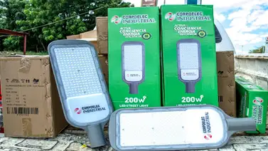 Instalan más de 60 luminarias en comunidad de Falcón Instalan más de 60 luminarias en comunidad de Falcón