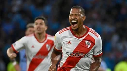 ¡Qué golazo! Salomón Rondón marca en triunfo de River Plate (+Video)