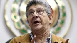 Ramos Allup ejerció su derecho al voto en el referendo sobre el Esequibo